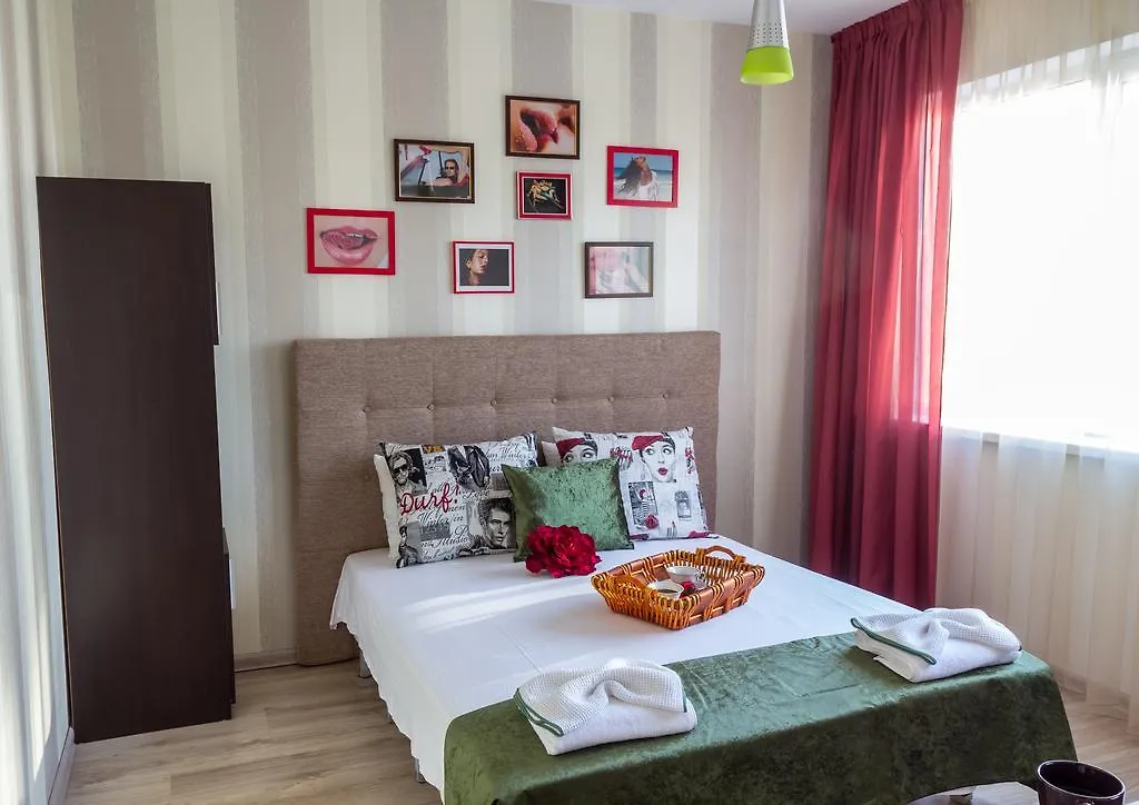 Tevi Apartments فارنا