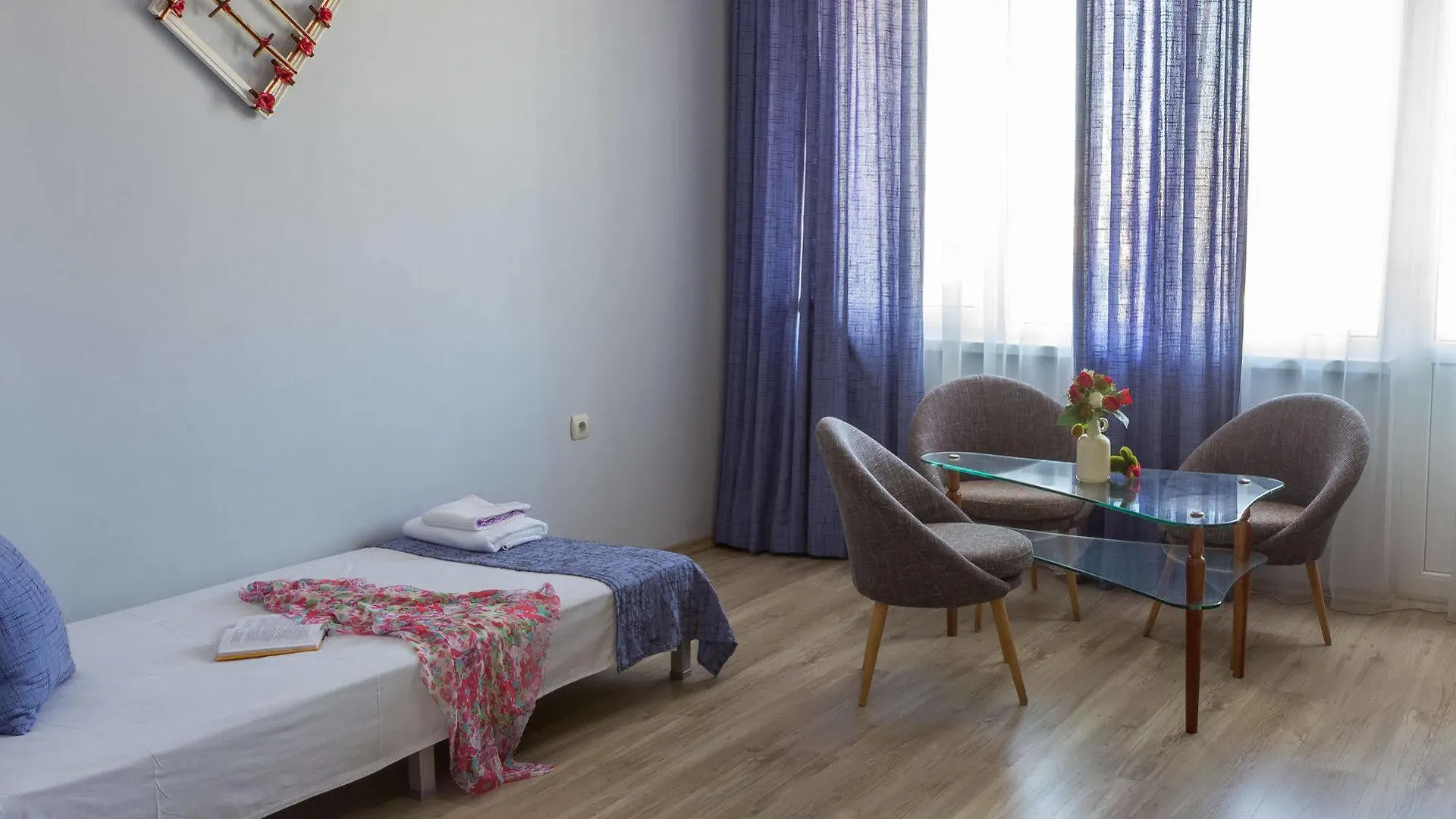 Tevi Apartments فارنا